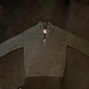 GAP Boy’s Charcoal Zip-Up Sweater. Brand New With Taga